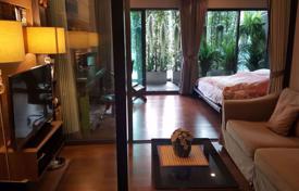 1 pièces appartement en copropriété à Khlong Toei, Thaïlande. $230,000