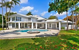 8 pièces villa 753 m² en Miami, Etats-Unis. 2,121,000 €