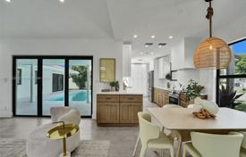 Maison en ville – Fort Lauderdale, Floride, Etats-Unis. $1,155,000