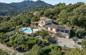 Villa – Mandelieu-la-Napoule, Côte d'Azur, France. 1,999,000 €
