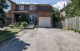 4 pièces maison mitoyenne à North York, Canada. C$1,297,000