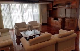 4 pièces appartement en copropriété à Khlong Toei, Thaïlande. $2,640 par semaine