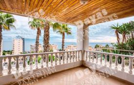 3 pièces maison en ville 907 m² à Torrevieja, Espagne. 750,000 €