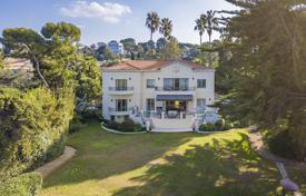 10 pièces villa 600 m² en Cap d'Antibes, France. 54,000 € par semaine