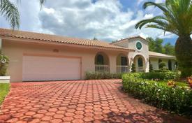Villa – Coral Gables, Floride, Etats-Unis. $1,299,000