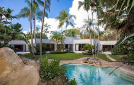 8 pièces villa 441 m² en Miami, Etats-Unis. $2,295,000