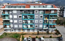Bâtiment en construction – Oba, Antalya, Turquie. $181,000