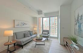 Appartement – Saint Clair Avenue West, Old Toronto, Toronto,  Ontario,   Canada. C$943,000
