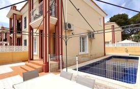 3 pièces maison mitoyenne 92 m² à Dehesa de Campoamor, Espagne. 250,000 €