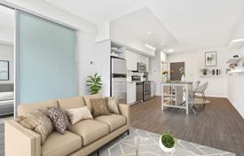 Appartement – The Queensway, Toronto, Ontario,  Canada. C$691,000