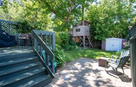 Maison mitoyenne – East York, Toronto, Ontario,  Canada. 916,000 €