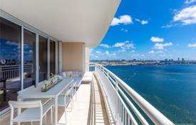 4 pièces appartement 234 m² en Miami, Etats-Unis. $1,800,000