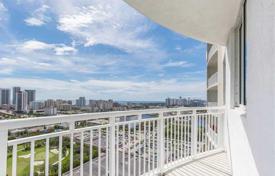 Appartement – Hallandale Beach, Floride, Etats-Unis. $676,000