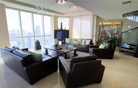 3 pièces appartement 227 m² en Miami, Etats-Unis. $1,800,000