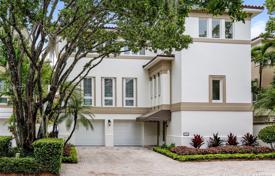 8 pièces maison de campagne 484 m² en Miami, Etats-Unis. $2,199,000