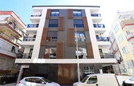 Appartements Dans Une Résidence avec Parking à Muratpasa. $192,000