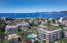 Appartement – Cap d'Antibes, Antibes, Côte d'Azur,  France. 1,400,000 €