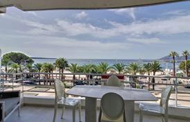 3 pièces appartement à Cannes, France. 2,490,000 €