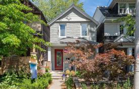 4 pièces maison en ville à Old Toronto, Canada. C$1,295,000