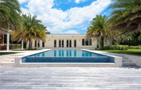Villa – Miami Beach, Floride, Etats-Unis. $8,995,000