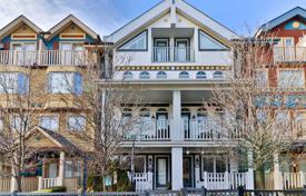 Maison mitoyenne – Woodbine Avenue, Toronto, Ontario,  Canada. C$1,658,000
