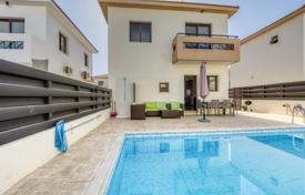 Villa – Paralimni, Famagouste, Chypre. 294,000 €