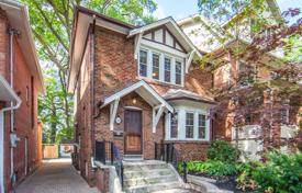 3 pièces maison en ville à Old Toronto, Canada. C$1,840,000