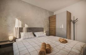 9 pièces maison en ville 303 m² à Umag, Croatie. 934,000 €