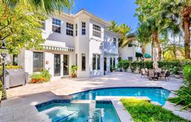 Villa – Aventura, Floride, Etats-Unis. 1,383,000 €