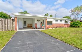 Maison en ville – Pembroke Pines, Broward, Floride,  Etats-Unis. $500,000