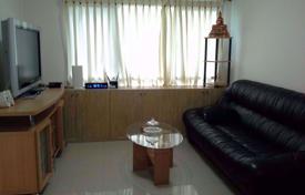 1 pièces appartement en copropriété à Khlong Toei, Thaïlande. $170,000