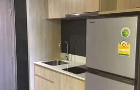 1 pièces appartement en copropriété à Khlong Toei, Thaïlande. $201,000