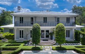 Villa – Coral Gables, Floride, Etats-Unis. $4,395,000