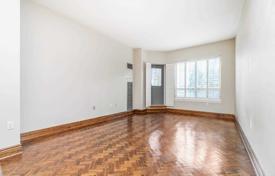 Appartement – East York, Toronto, Ontario,  Canada. C$1,093,000