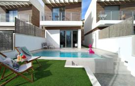 Villa – Villamartin, Alicante, Valence,  Espagne. 500,000 €