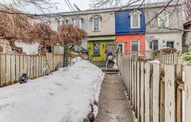 3 pièces maison mitoyenne à Old Toronto, Canada. C$1,108,000