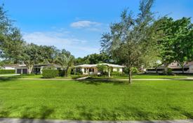 Maison en ville – Coral Gables, Floride, Etats-Unis. $1,675,000