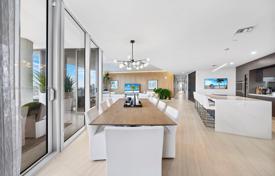 4 pièces appartement en copropriété 308 m² en Miami, Etats-Unis. 3,983,000 €