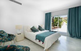 11 pièces villa 322 m² à Marbella, Espagne. 2,880,000 €