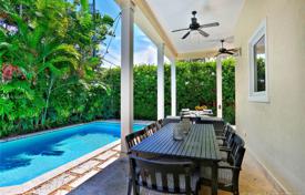 Villa – Miami, Floride, Etats-Unis. 1,768,000 €