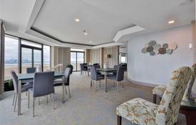 2 pièces appartement à Lake Shore Boulevard West, Canada. C$1,227,000