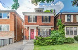 5 pièces maison en ville à Old Toronto, Canada. C$1,914,000