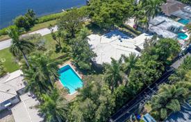 Villa – Hollywood, Floride, Etats-Unis. $1,250,000