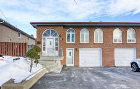 Maison mitoyenne – Scarborough, Toronto, Ontario,  Canada. C$964,000