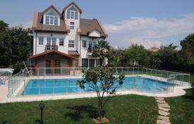 6 pièces villa 650 m² en Büyükçekmece, Turquie. $900,000