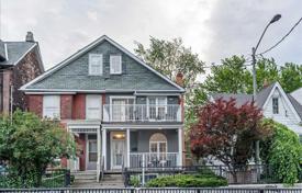 Maison mitoyenne – Brock Avenue, Old Toronto, Toronto,  Ontario,   Canada. C$1,717,000