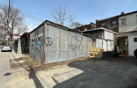 Maison mitoyenne – Dundas Street West, Toronto, Ontario,  Canada. C$1,393,000
