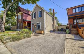 3 pièces maison en ville à Old Toronto, Canada. C$1,348,000