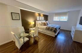 3 pièces appartement en copropriété 142 m² à Collins Avenue, Etats-Unis. $725,000