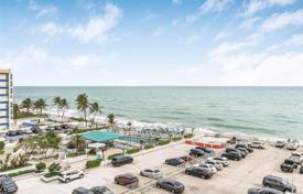 Copropriété – Hallandale Beach, Floride, Etats-Unis. $640,000